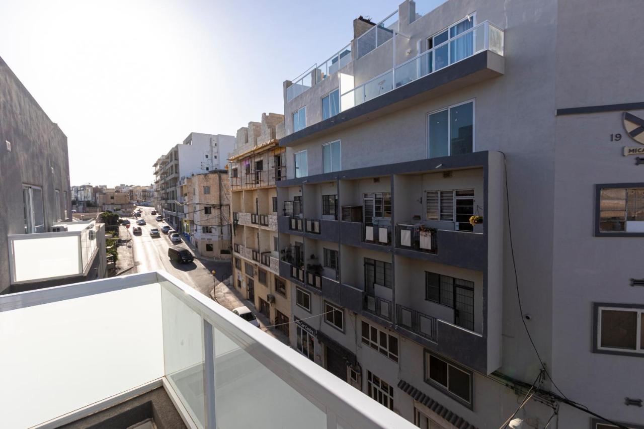 H2 -Modern And Spacious 3 Bedroom Apartment San Ġwann Eksteriør billede