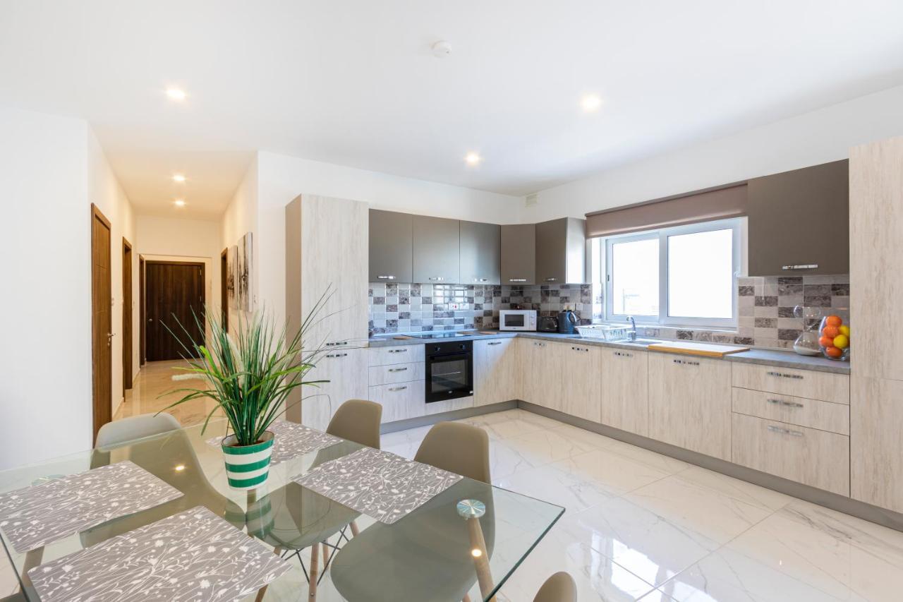 H2 -Modern And Spacious 3 Bedroom Apartment San Ġwann Eksteriør billede