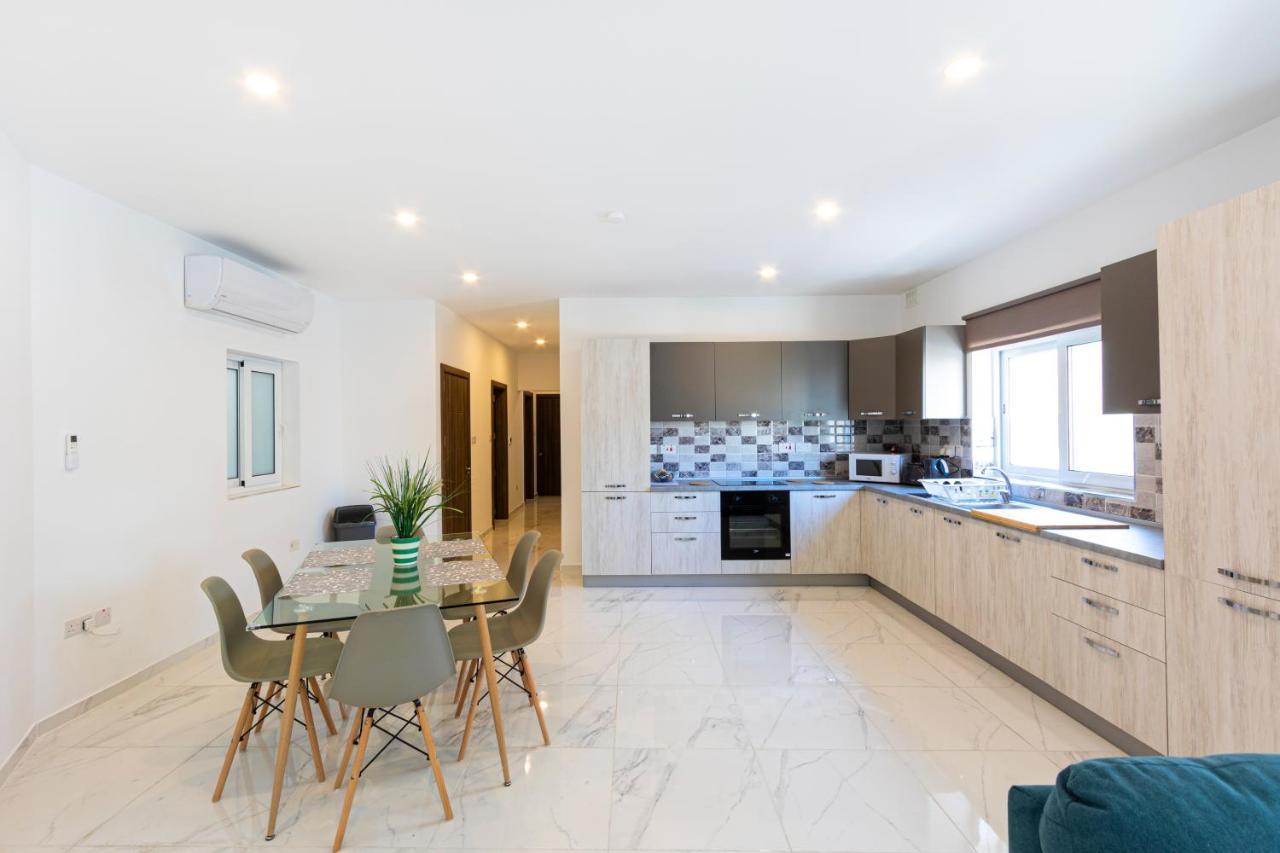H2 -Modern And Spacious 3 Bedroom Apartment San Ġwann Eksteriør billede