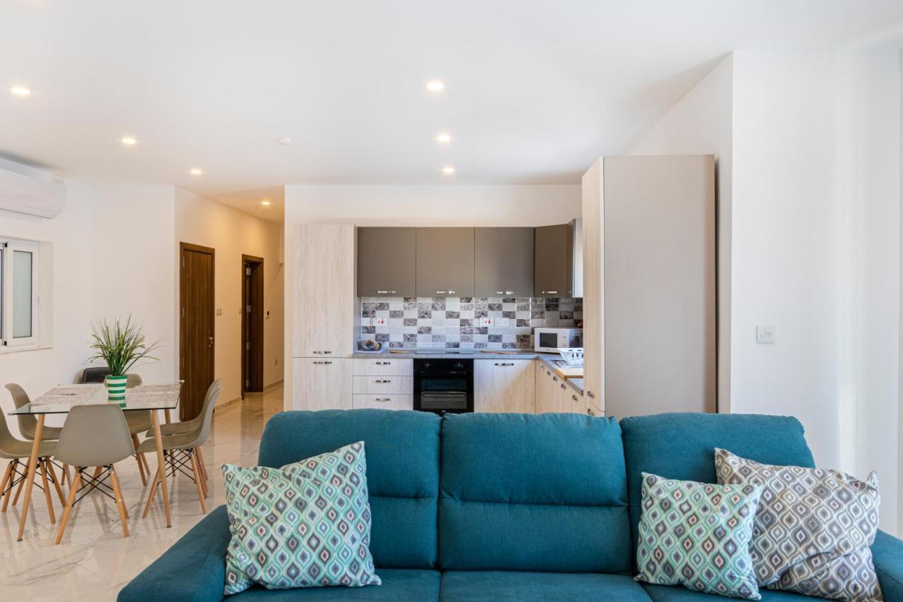 H2 -Modern And Spacious 3 Bedroom Apartment San Ġwann Eksteriør billede