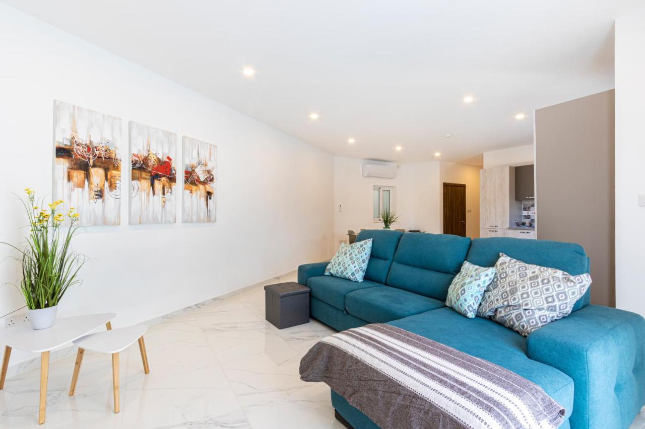 H2 -Modern And Spacious 3 Bedroom Apartment San Ġwann Eksteriør billede